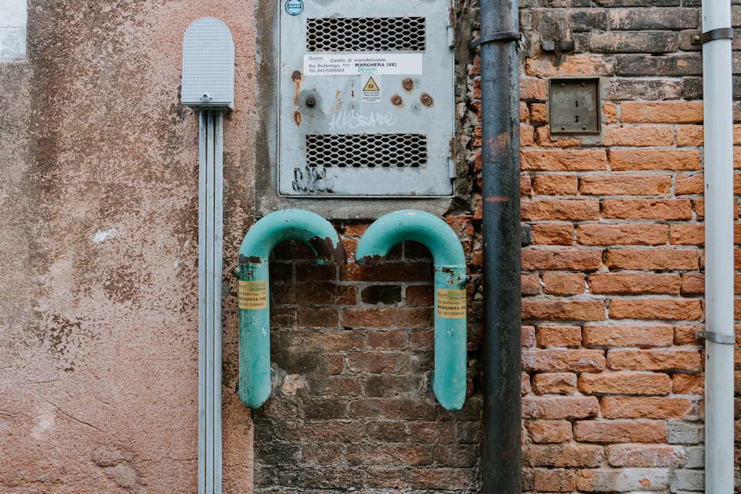 Licensed plumber working in an older Oak Bay BC character home